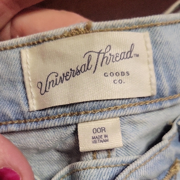 Universal Thread Men's Light Blue Straight Jeans - Picture 2 of 2